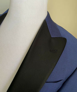 Neu mit Etikett: 1795 $ Emporio Armani Smoking. Abend-Sportmantel-Blazer Blau 40 US (50 Eu)