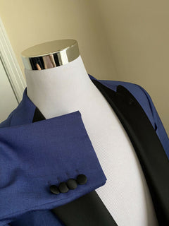 Neu mit Etikett: 1795 $ Emporio Armani Smoking. Abend-Sportmantel-Blazer Blau 40 US (50 Eu)