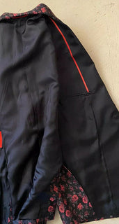 Neu mit Etikett: 4.150 $ Isaia Smoking-Sportjacke mit Blumenmuster aus Jacquard, Schwarz/Rot, 38R US/48R Eu