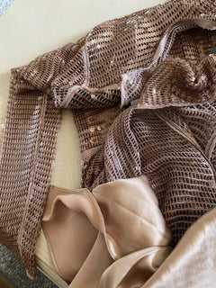 Neues Burberry Seguin-Cocktailkleid mit verziertem Mesh im Wert von 6.500 US-Dollar, Bronze, 6 US/40, Italien