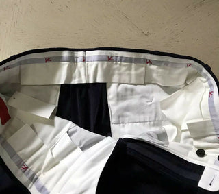 Neu mit Etikett: 698 $ Isaia Herren-Samtanzughose, Marineblau, 36 US (52 Eu), Italien