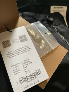Neu mit Etikett: 550 $ Burberry Kurze Herrenhose Schwarz Größe 34 US (50 Eu)