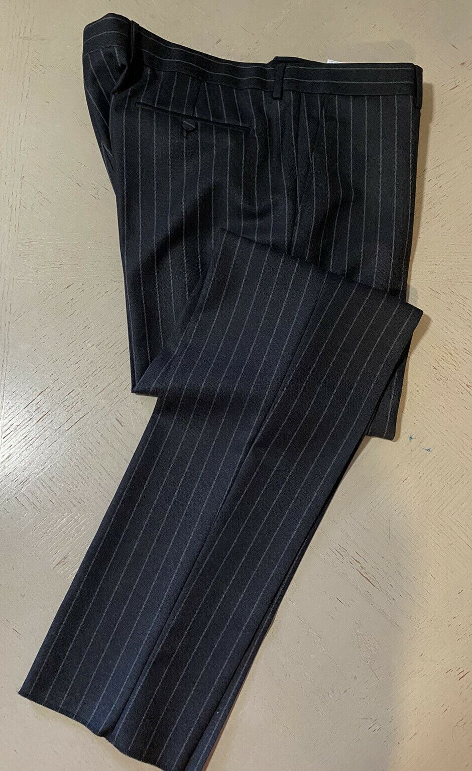 New $4490 Gucci Men’s Suit Striped DK Gray 46R US ( 56R Eu ) Italy