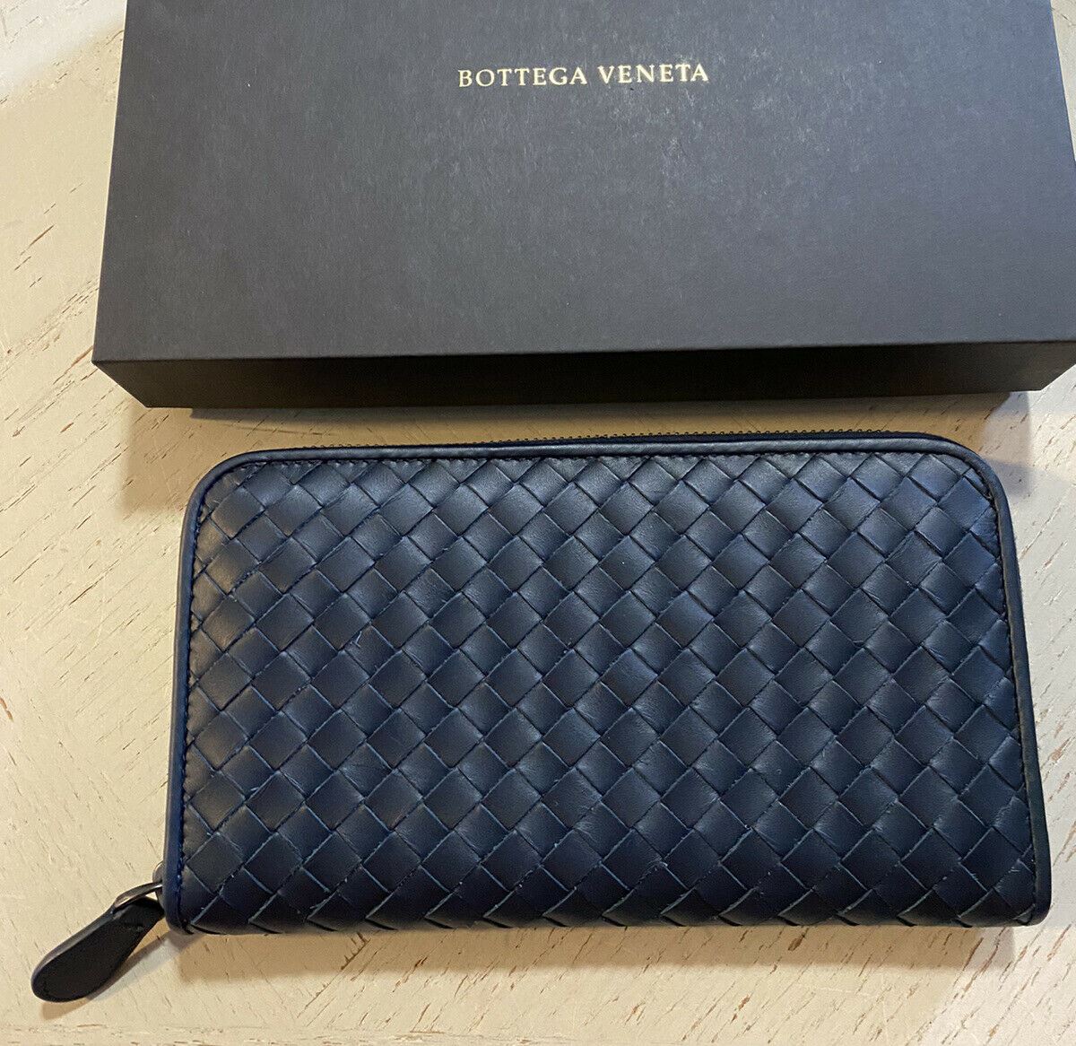 New $800 Bottega Veneta Wallet  Navy/Blue 114076 Italy