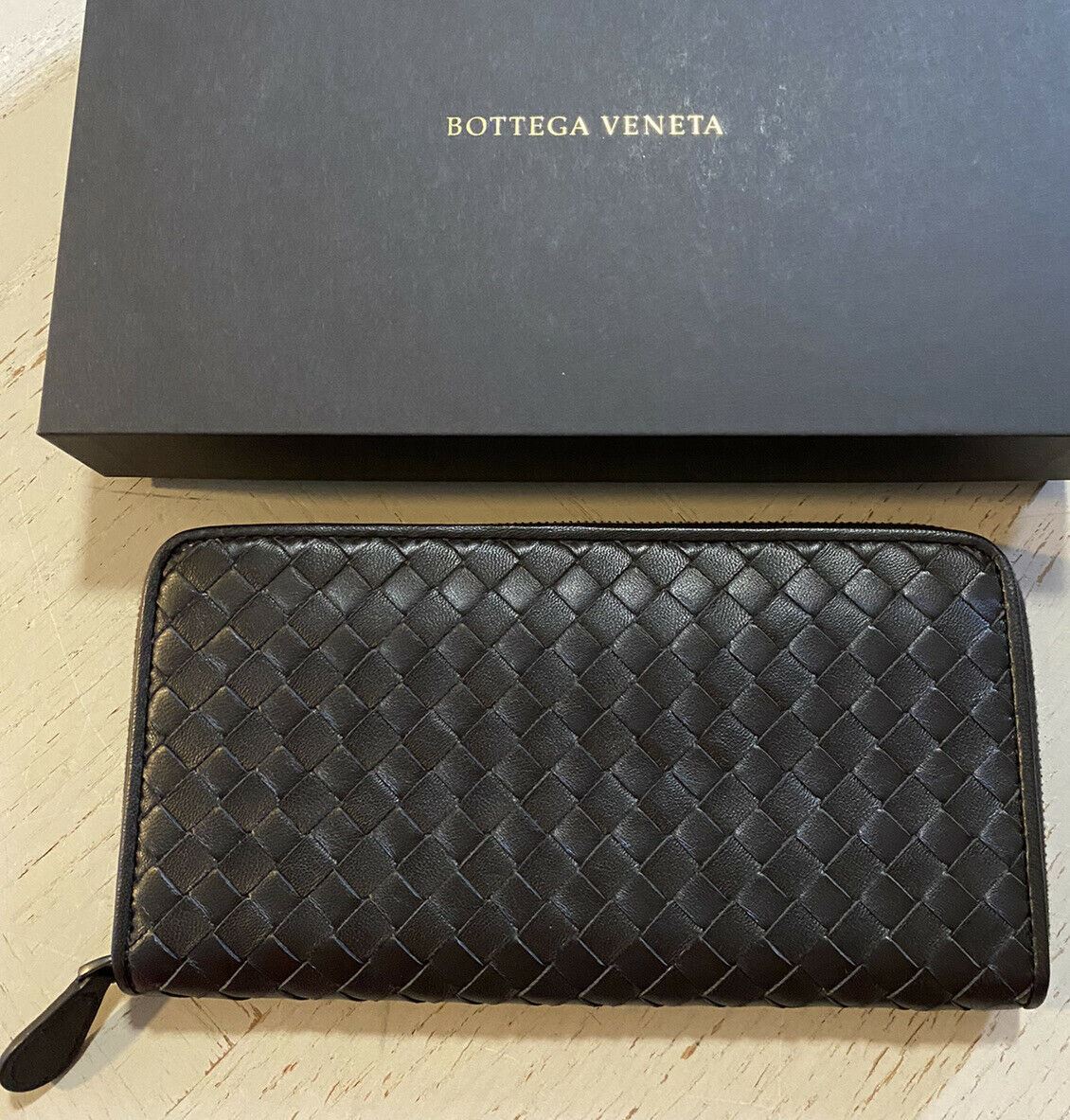 New $800 Bottega Veneta Wallet  DK Brown 506685 Italy