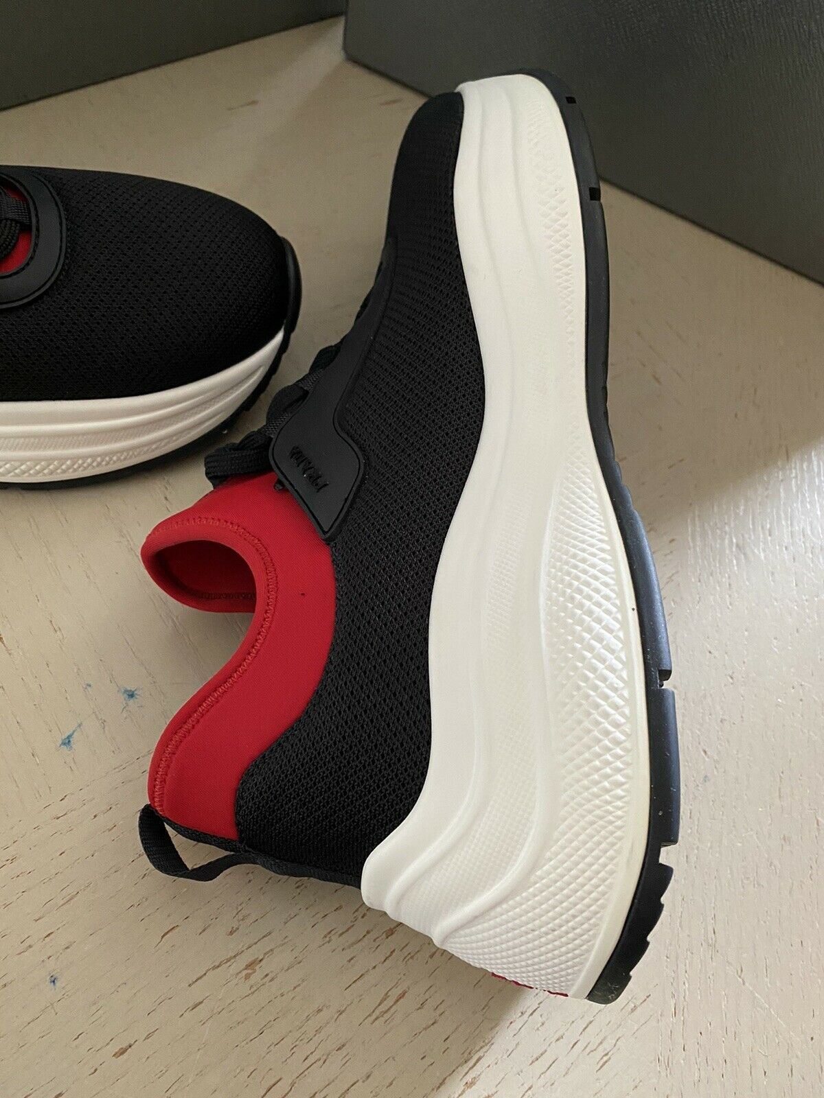 New $750 PRADA Men  Rete Neoprene Sneaker Shoes Red/Black 8.5 US/41.5 Eu Italy
