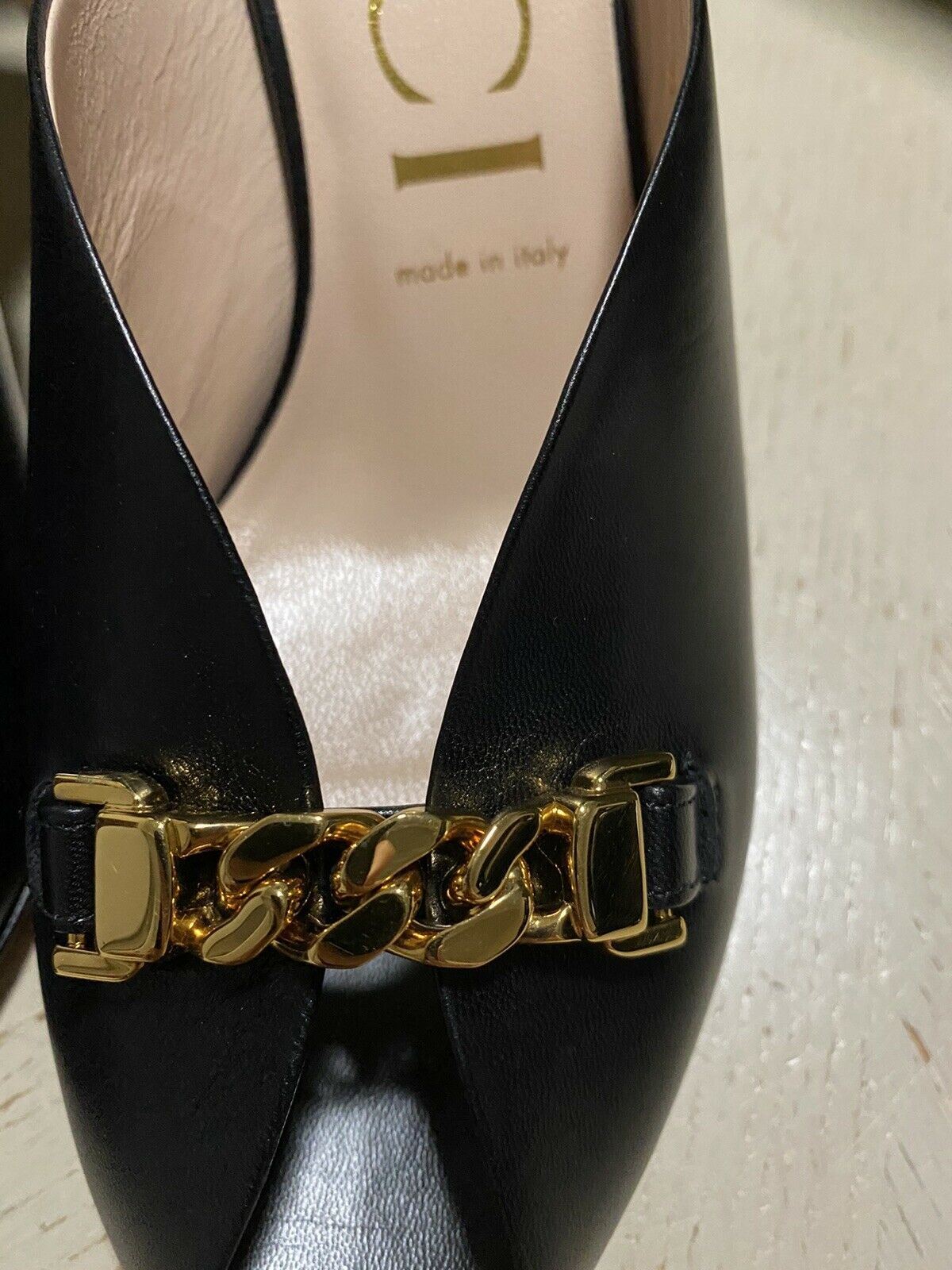 NIB Gucci Damen Sandalenschuhe Schwarz 9 US (39 Eu) 645444 Italien