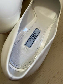NIB $790 PRADA Damen Pumps aus zweifarbigem Lackleder Bianco 8,5 US/38,5 Ita.
