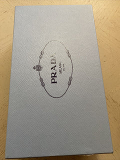 NIB $790 PRADA Damen Pumps aus zweifarbigem Lackleder Bianco 8,5 US/38,5 Ita.