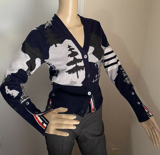 Neu für 1800 $ Thom Browne Forest Scenery Intarsien-Kaschmir-Cardigan-Pullover Navy 4