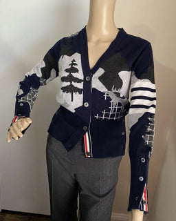 Neu für 1800 $ Thom Browne Forest Scenery Intarsien-Kaschmir-Cardigan-Pullover Navy 4