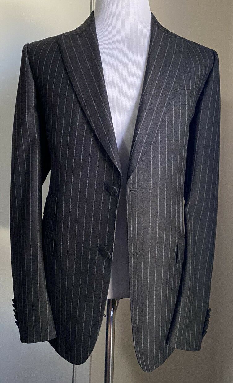 New $4490 Gucci Men’s Suit Striped DK Gray 44R  US ( 54R Eu ) Italy