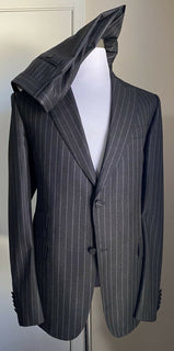 Neuer 4490 $ Gucci Herrenanzug, gestreift, DK-Grau, 38R US (48R Eu), Italien