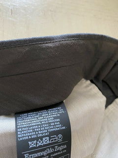 Neu mit Etikett: 795 $ Ermenegildo Zegna Regular Fit Hose DK Grey 32R US (48R Eu)