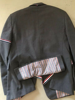 Neu mit Etikett: 1980 $ Thom Browne Herren-Streifen-Klassiker-Sportmantel-Blazer DK Grau 1/S Italien