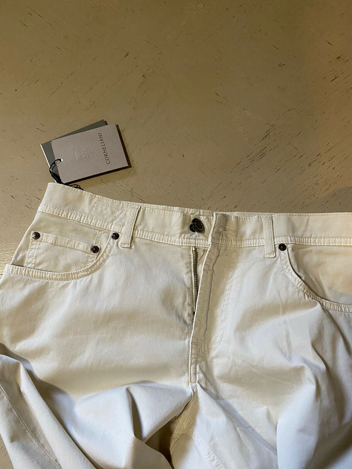 NWT  Corneliani Mens Jeans Pants Bone/White 36 US ( 52 Eu ) Italy