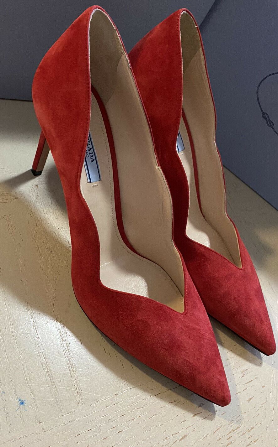 NIB $750 PRADA Women Scallop Suede Pumps Shoes Rose 10 US/40 Eu Italy