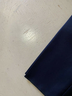 Neu mit Etikett: 750 $ Isaia Herren-Wollanzughose DK Blue 30 US (46 Eu) Italien