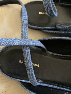 NIB $ 650 Balenciaga Knöchelriemen-Denim-Flachsandalen-Schuhe Blau 9,5 US/39,5 E Italien