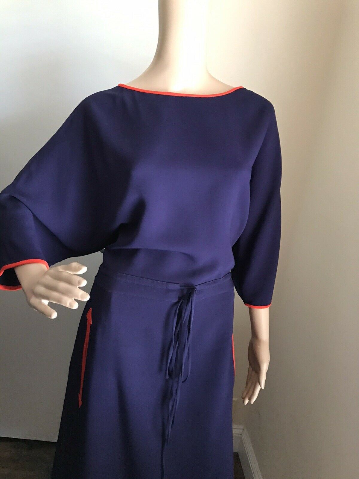 Новое эластичное платье из легкого вискозного кади от Gucci за 2500 долларов, королевский синий размер 6 США/40 Италия