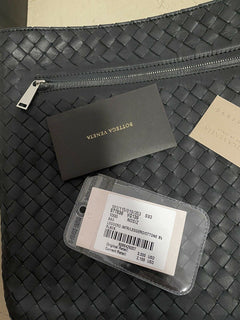 Neue 3000 $ Bottega Veneta Leder Messenger Schultertasche Schwarz 577538 Italien