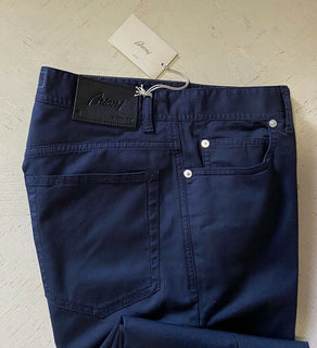 Neu mit Etikett: 840 $ Brioni Herren-Jeanshose, Marineblau, 32 US/48 Eu, Italien