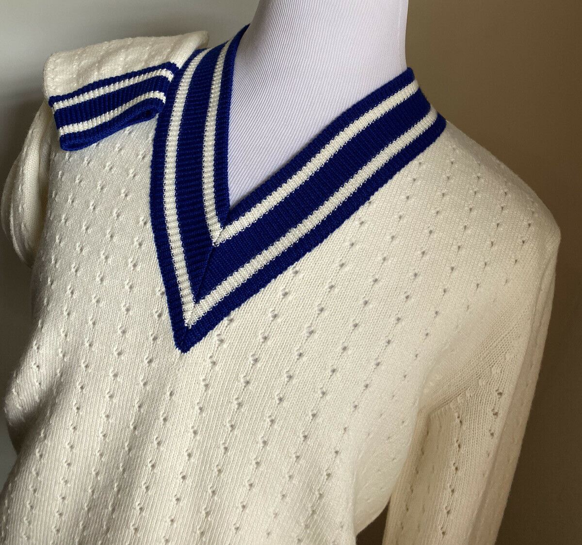 СЗТ $1320 Gucci Мужской шерстяной свитер с V-образным вырезом Цвет Белый/Молочный/Синий L Италия