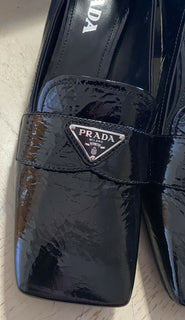 NIB 750 $ PRADA Damen-Pumps, Loafer-Schuhe aus strukturiertem Leder, Schwarz, 10,5 US/40,5 Eu