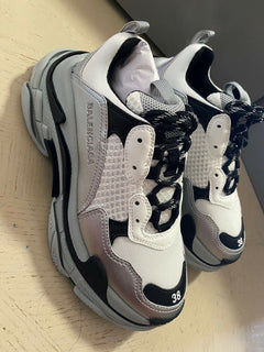 NIB $995 Balenciaga Damen Triple S Sneakers Schuhe Schwarz/Grau 8 US/38 Eu