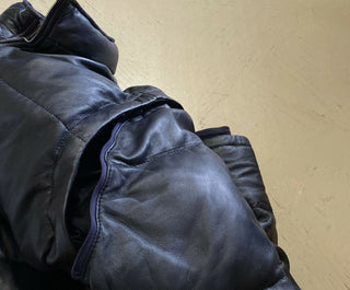 Neue 5750 $ Isaia Leder-Daunen-Pufferjacke, Weste, Mantel, Marineblau, 40 US/50 Eu