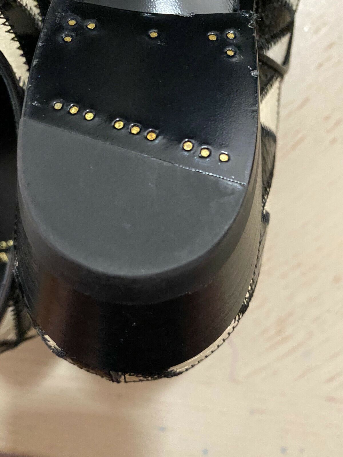 NIB $1795 Saint Laurent Женские туфли из кожи питона Черный/Слоновая кость 7,5 США/37,5 ЕС