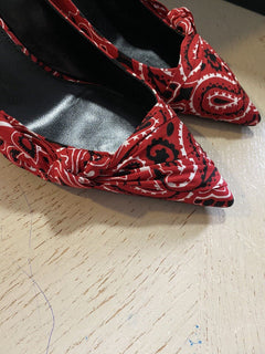 NIB 895 $ Saint Laurent Damen Bandana-Kleiderschuhe Rot 9 US ( 39 Eu )