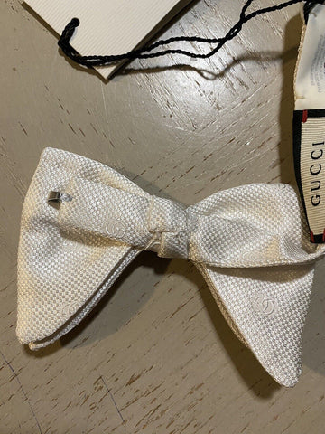 New  Gucci Silk  Bow Tie GG Monogram While Made in Italy