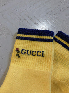 Neu mit Etikett: Gucci Mini griechische Socken mit Gucci-Monogramm, Gelb, Größe S, Italien