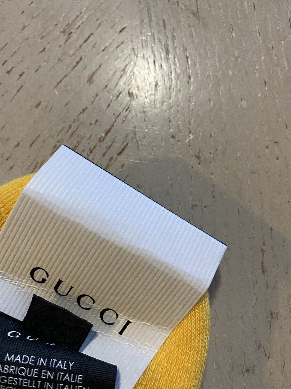 Neu mit Etikett: Gucci Mini griechische Socken mit Gucci-Monogramm, Gelb, Größe S, Italien