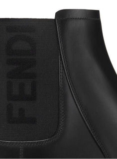 Neue 890 $ Fendi-Leder-Logo-Chelsea-Stiefel Schwarz 10 US (9 Fendi) Italien