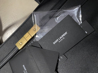 Neue 2350 $ Saint Laurent YSL Leder-Tragetasche mit Griff oben, Schwarz, Italien