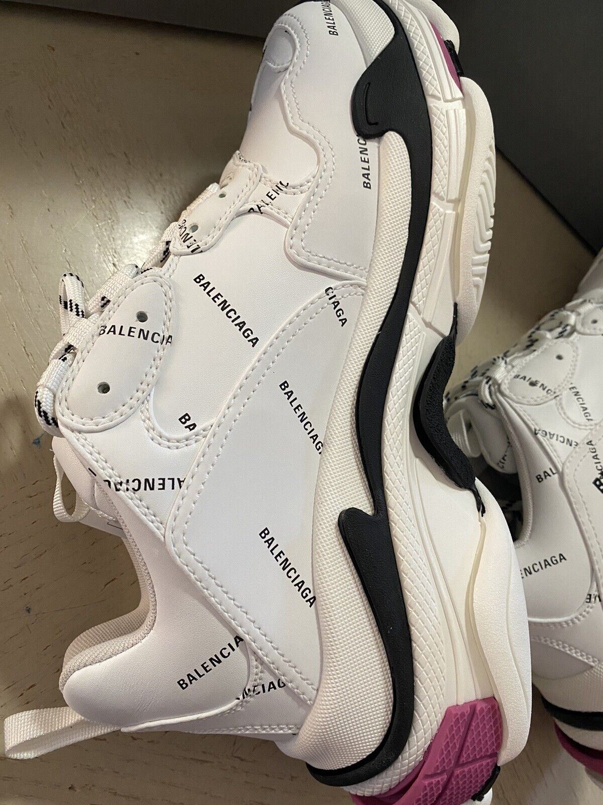 New $1090 Balenciaga Men's Triple S Logo Chunky  Sneakers White 10 US/43 Eu