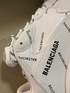 Neu $ 1090 Balenciaga Herren Triple S Logo Chunky Sneakers Weiß 11 US/44 Eu