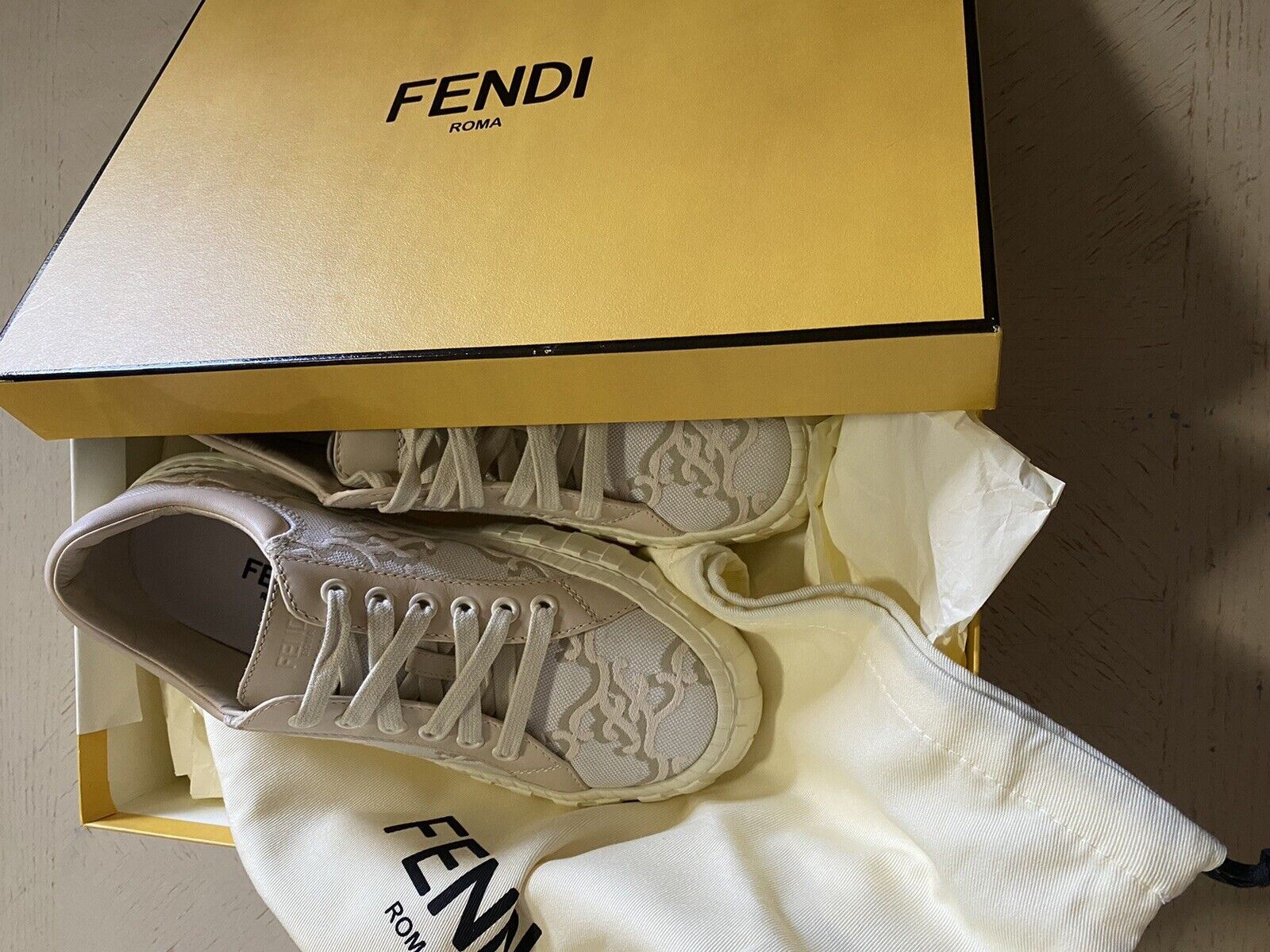 NIB $770 Fendi Women’s Canvas/Leather Logo Sneakers Shoes Camelia 10.5/40.5 Eu