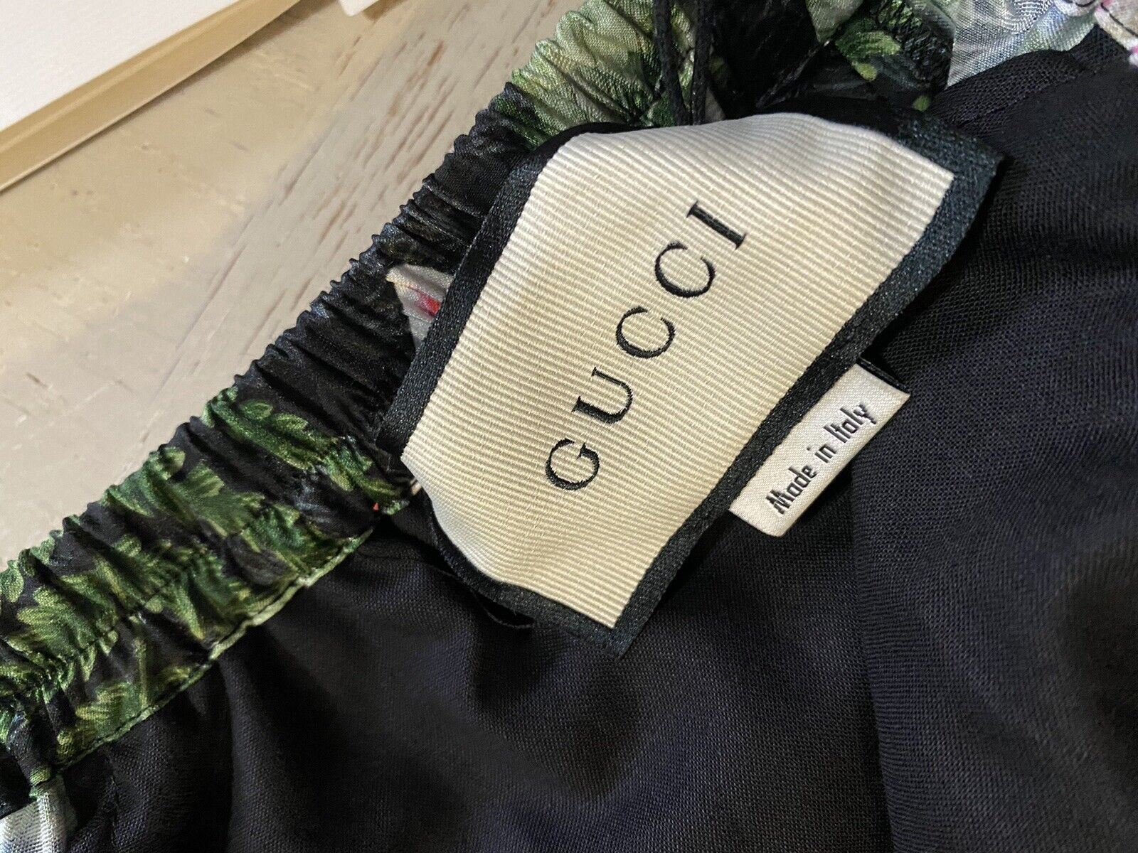 NWT $980 Gucci Men’s Gucci Soul Monogram Short Pents Black/Green/Mul. 34 US/50 E