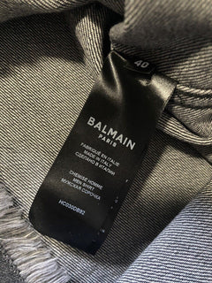 Neu mit Etikett: 1.395 $ Balmain Herren-Denim-Sportjeanshemd mit rohem Saum, Schwarz, 40/15,5 (M)