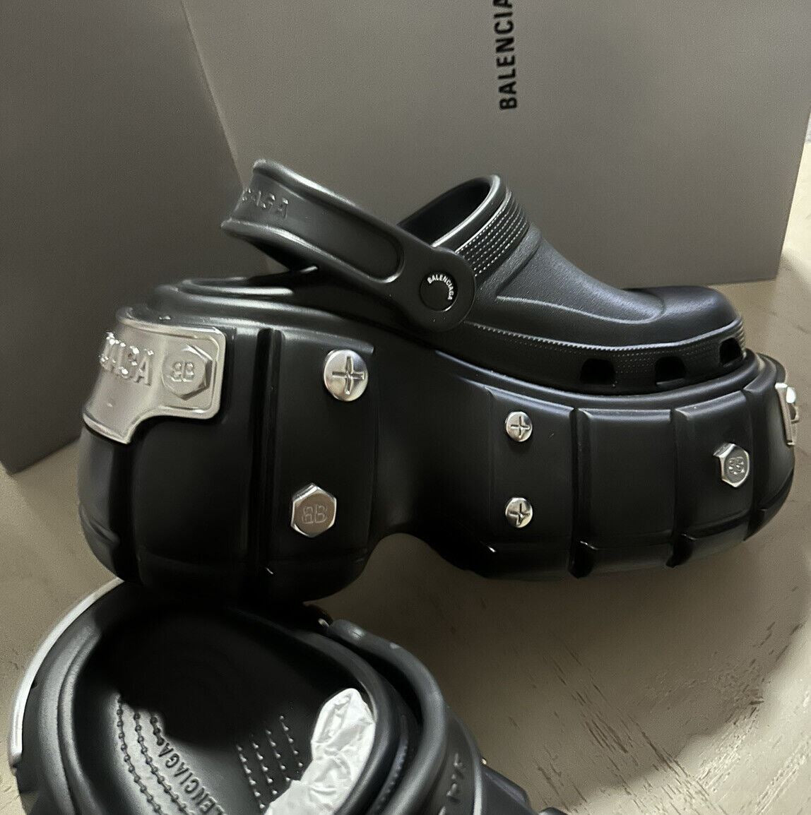 NIB $950 Balenciaga Женские сабо Cagole Logo на винтовой платформе, черные 9/39 EU