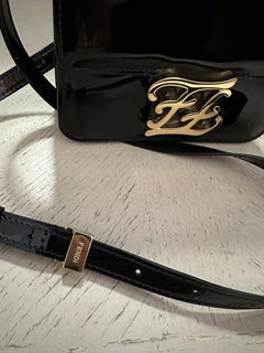 Neue Fendi Carligraphy Kleine Umhängetasche Schwarz 8BT317 Italien