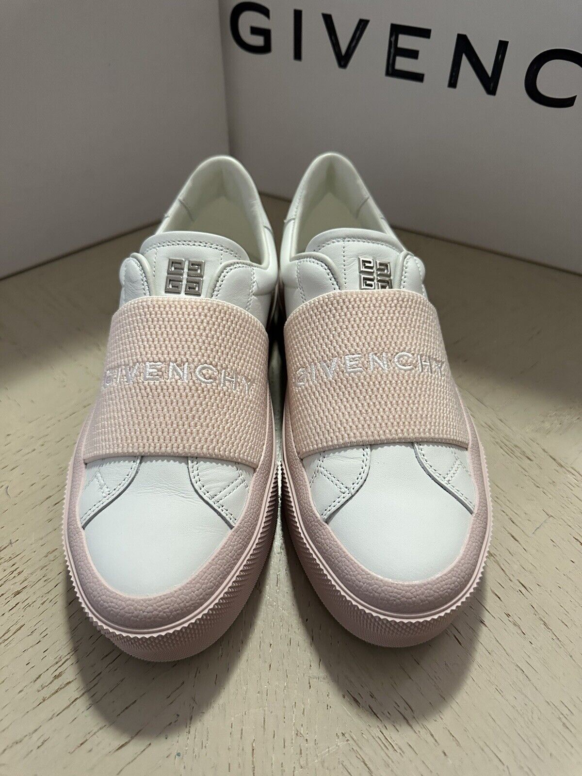 NIB $675 Givenchy Women City Sport Sneakers Shoes Pink/White 7 US/37 Eu