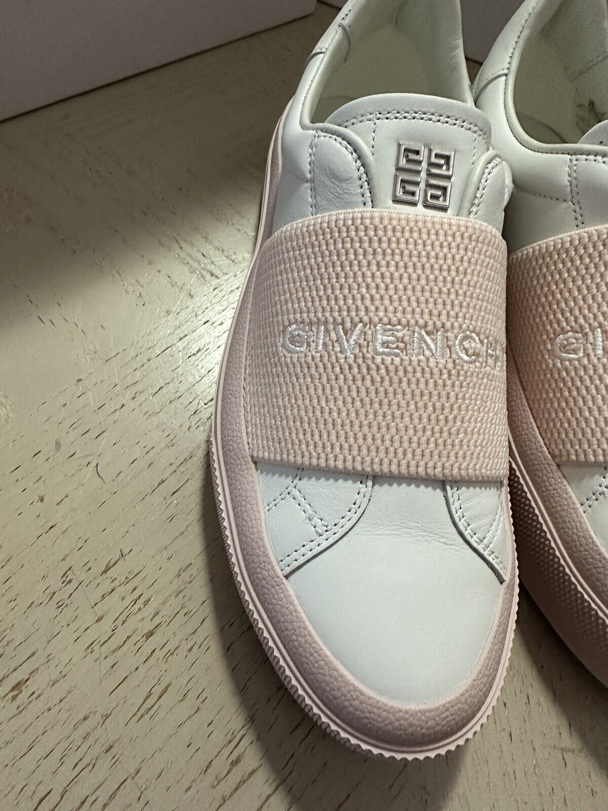 NIB $675 Женские городские спортивные кроссовки Givenchy Розовый/белый 7 США/37 ЕС