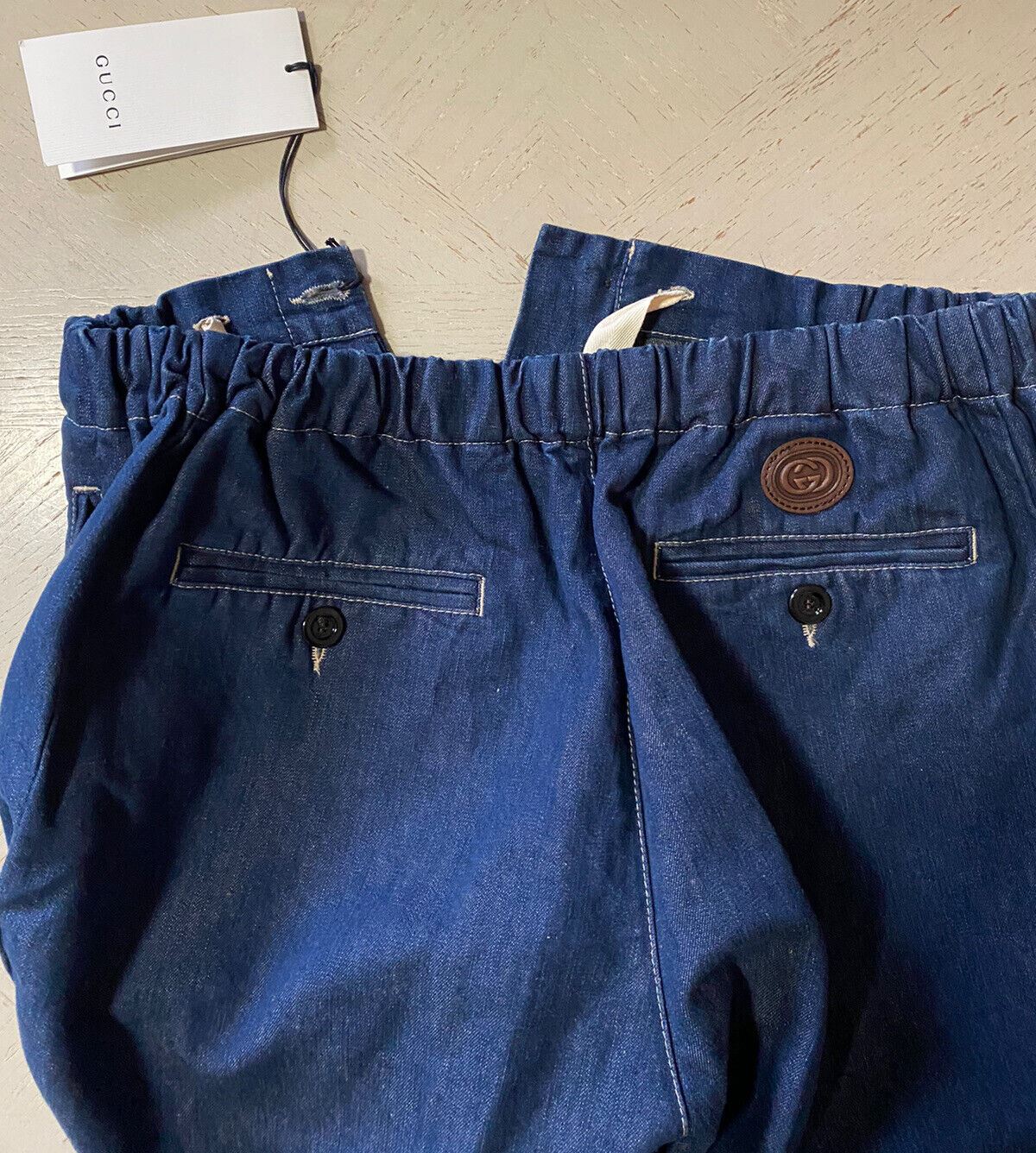 Neu mit Etikett: 1.250 $ Gucci Herren-Shorts aus gewaschenem Denim mit GG-Leder, DK-Blau, 28 US/44 Eu