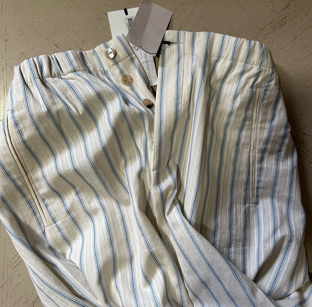 Neu mit Etikett: 980 $ Gucci Herrenhose mit antiken Streifen, weiß, 30 US/46 Eu, Italien