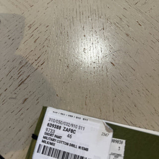 Neu mit Etikett: 880 $ Gucci Herren-Shorts aus Militär-Baumwolle, Farbe Milch, 30 US/46 Eu, Italien