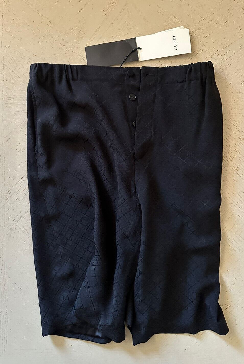 Neu mit Etikett: 1100 $ Gucci Herren-Shorts aus Seide mit GG-Monogramm, Schwarz, 28 US/44 Eu